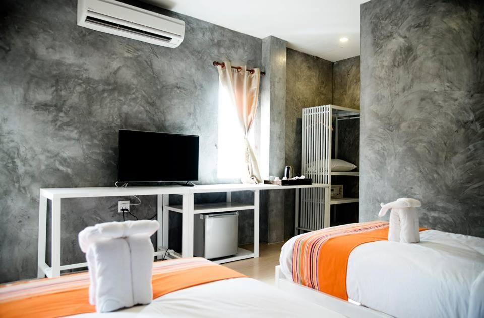 Ban'S Avenue Guesthouse Tau-sziget Kültér fotó