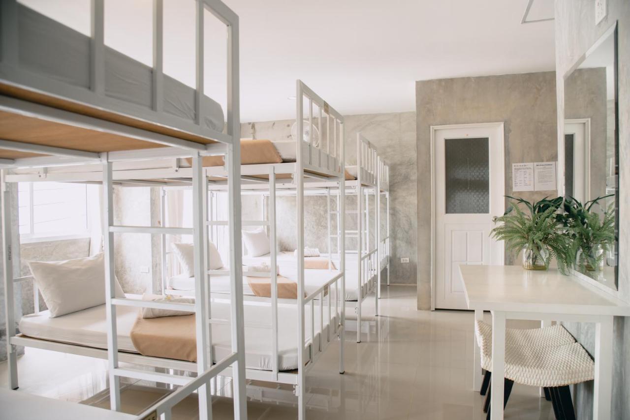 Ban'S Avenue Guesthouse Tau-sziget Kültér fotó